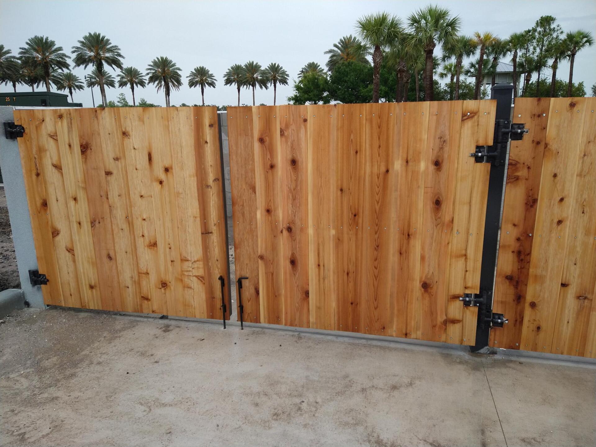 wood fence and gate in southern florida